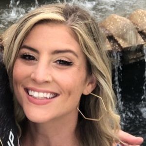 Meet your Posher, Stefanie